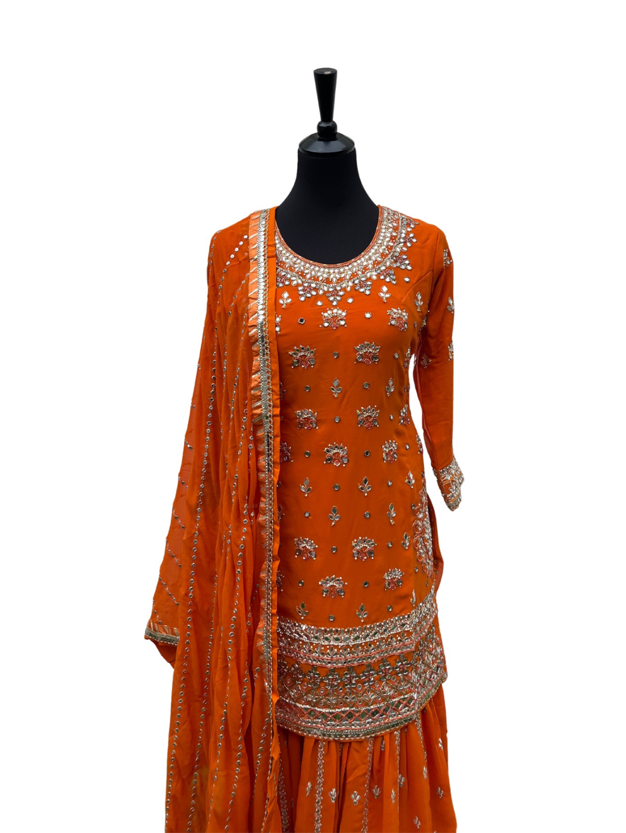AISHWARYA SHARARA - VANAVIL TEXTILE