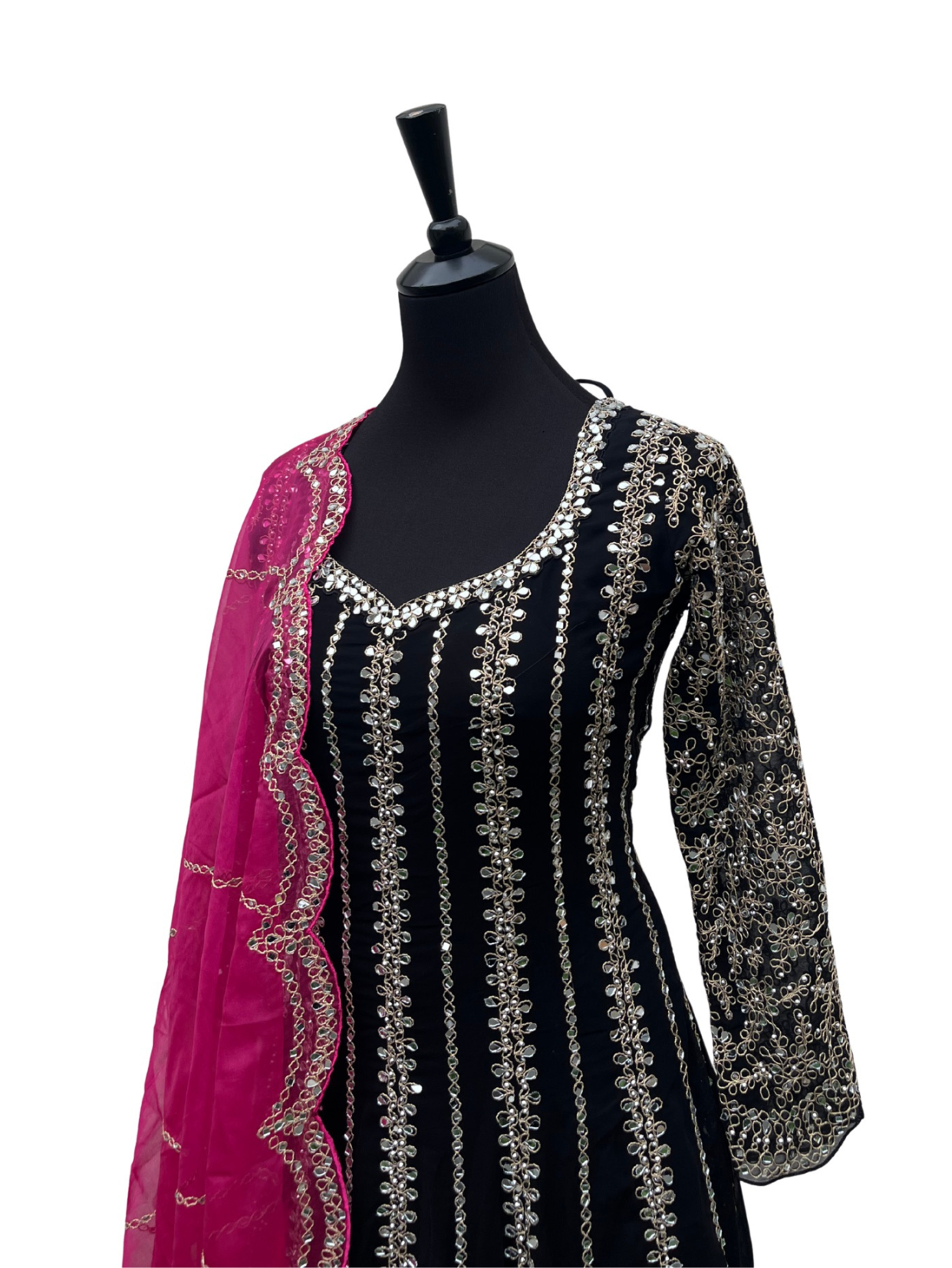 DEEPIKA SHUDITHAR - VANAVIL TEXTILE