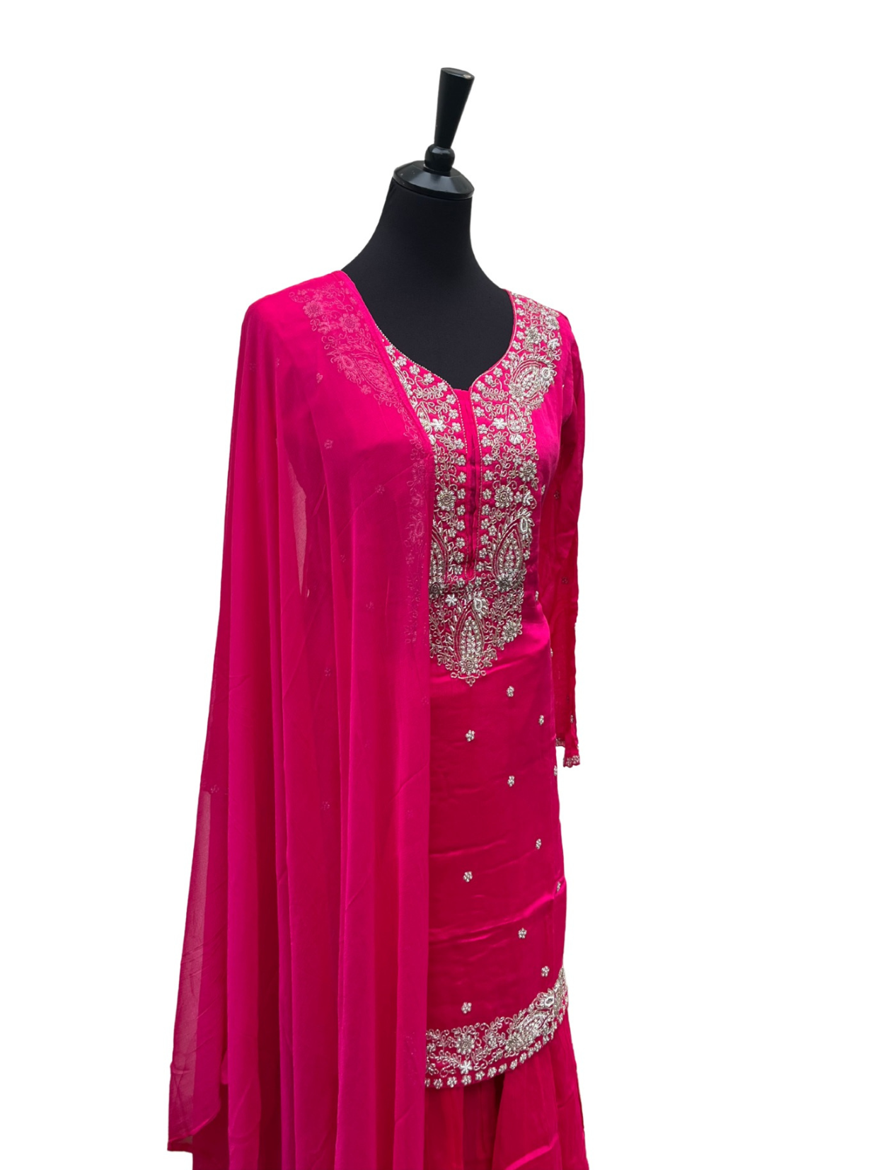 LAVANYA SHARARA - VANAVIL TEXTILE
