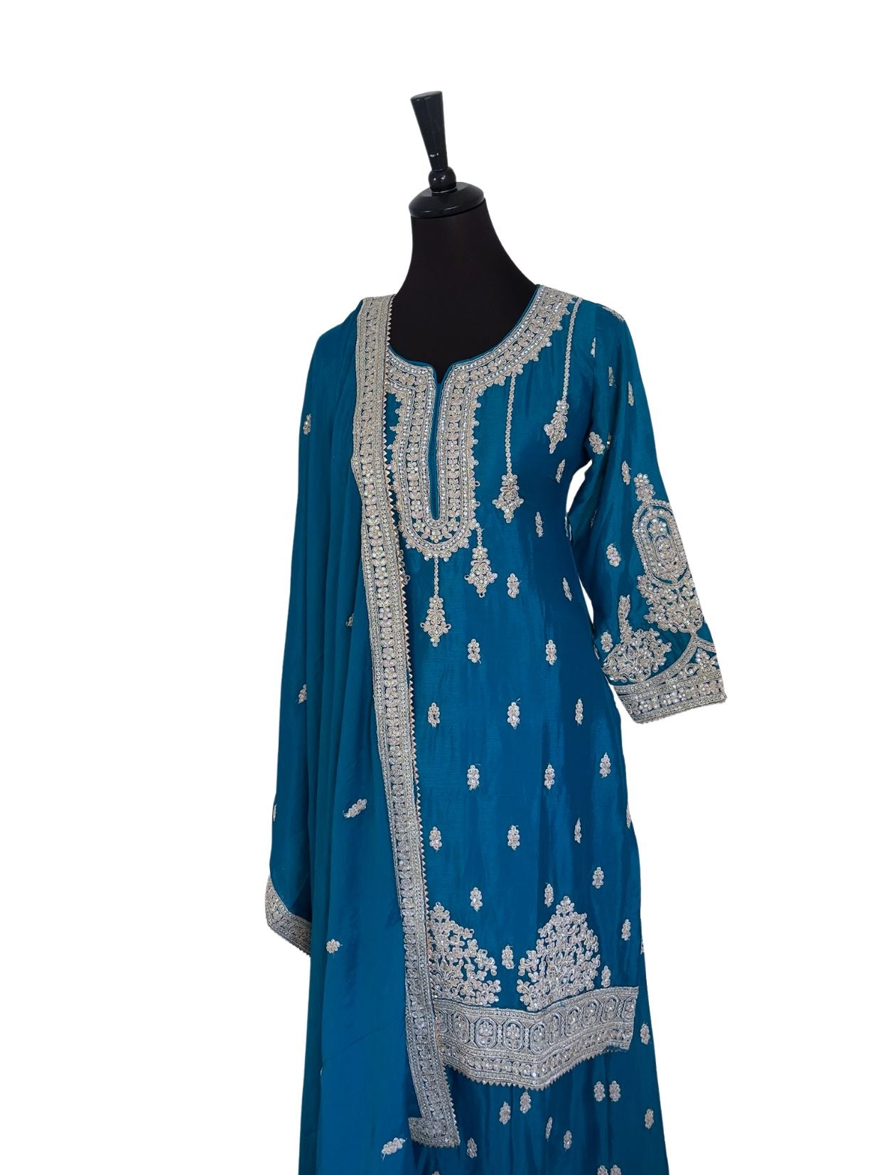 NIYA SHARARA - VANAVIL