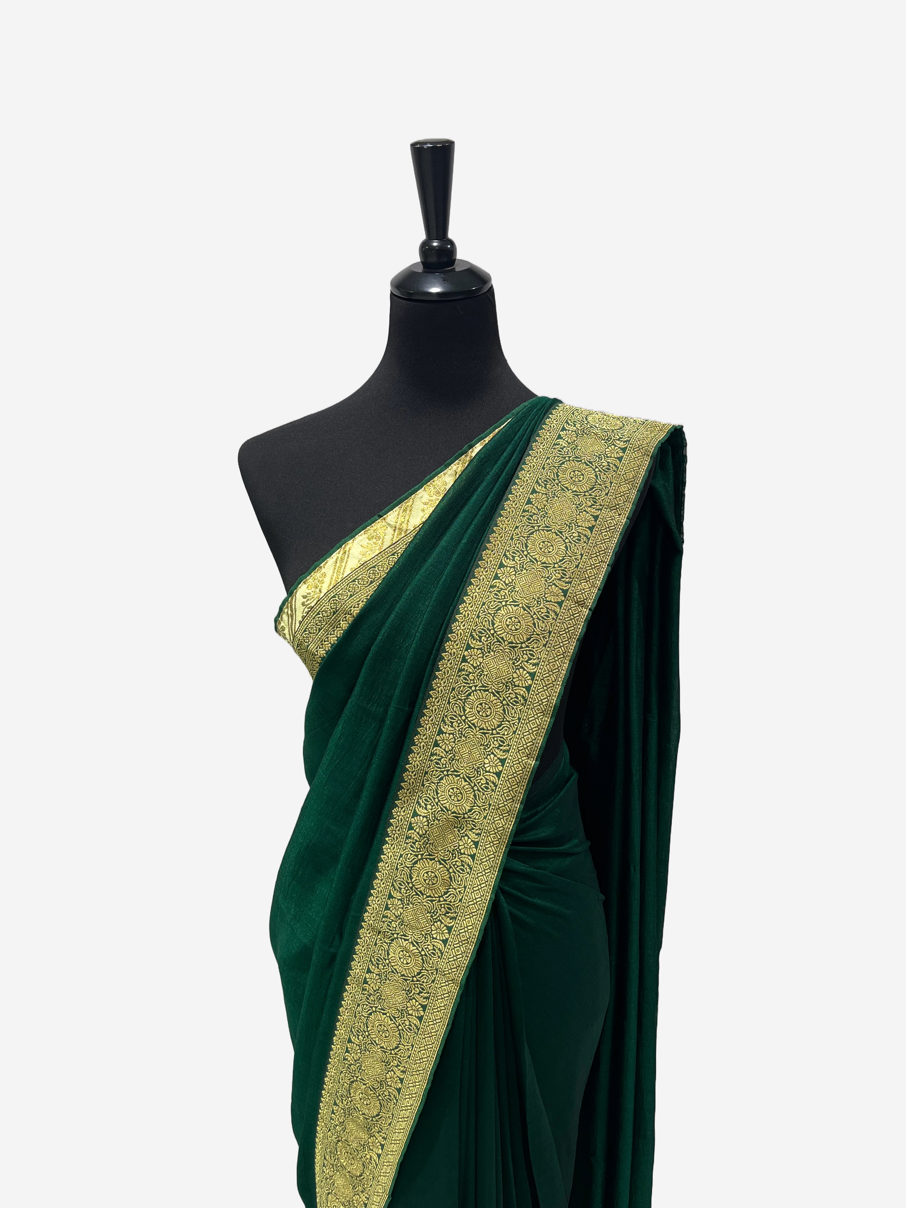 Saree with border - Vanavil Textile