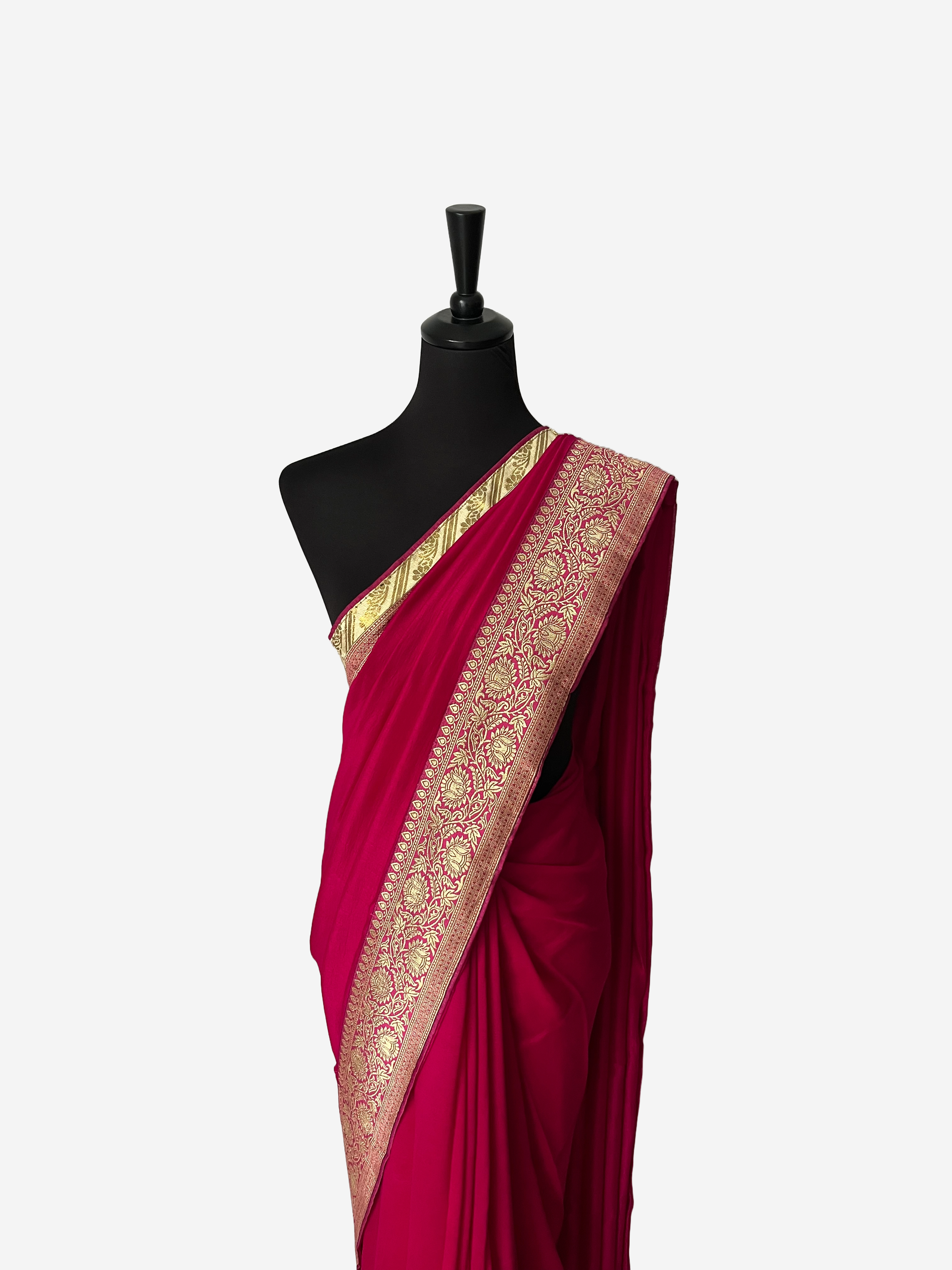 Saree with border - Vanavil Textile