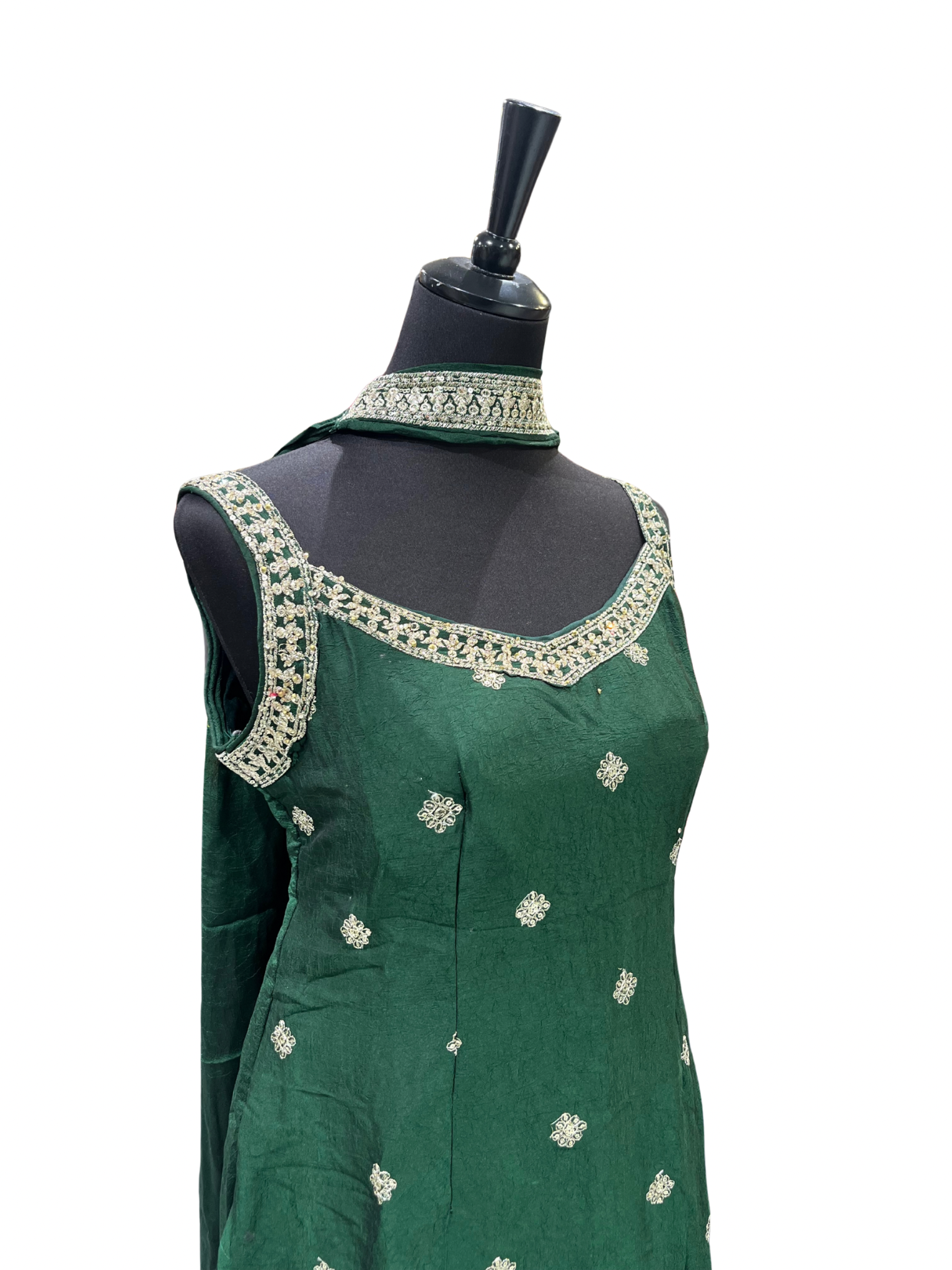 ANJANA SHARARA - VANAVIL