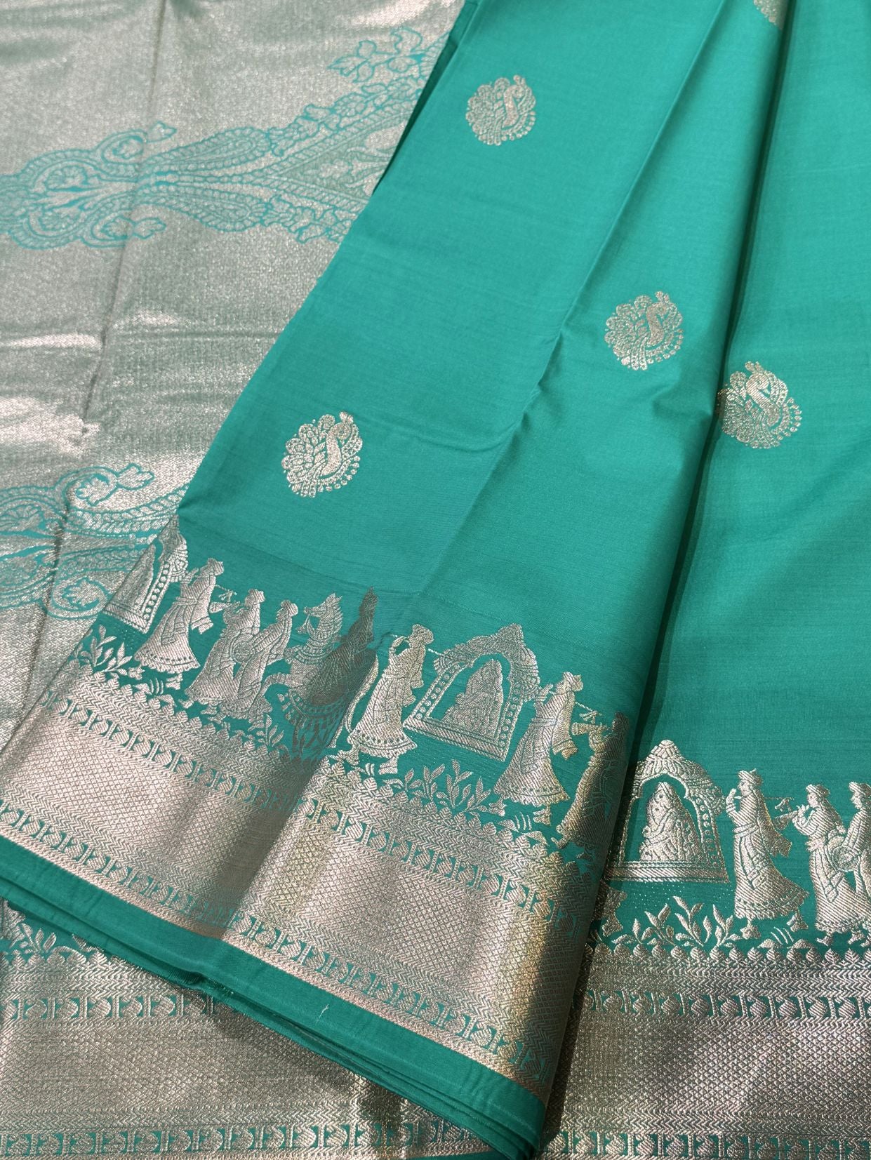 PATTU HARINI - VANAVIL
