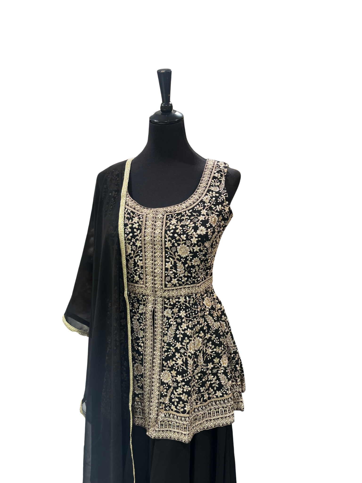 PRIYA SHARARA - VANAVIL