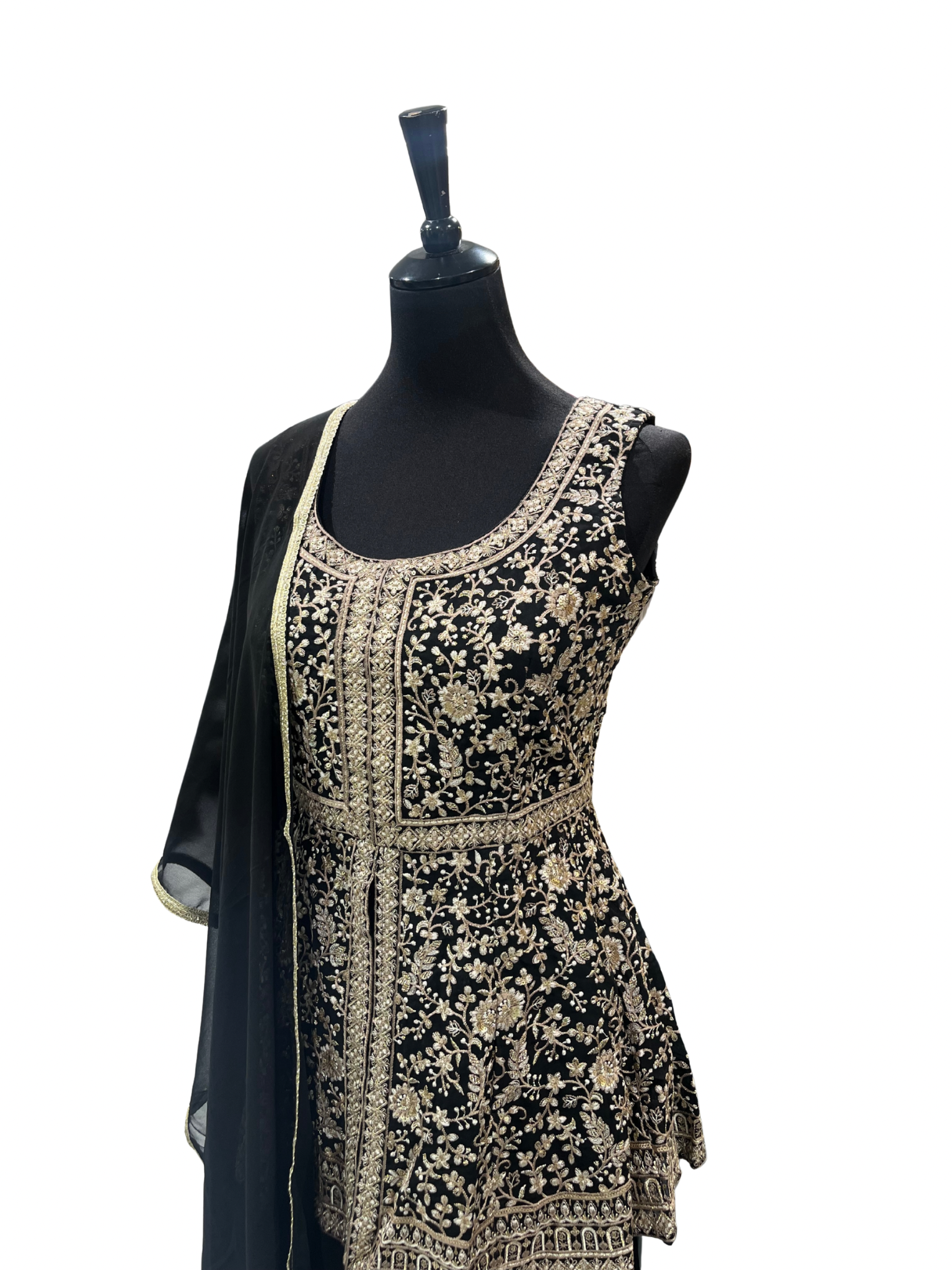 PRIYA SHARARA - VANAVIL